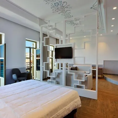 Hotel Elia Palatino 3*