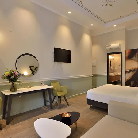 Elia Palatino Hotel 3*