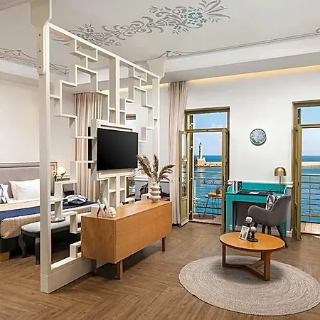 Elia Palatino (adults Only) 3*