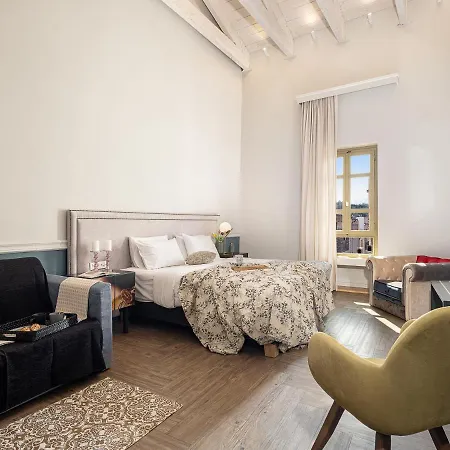 Elia Palatino (adults Only)